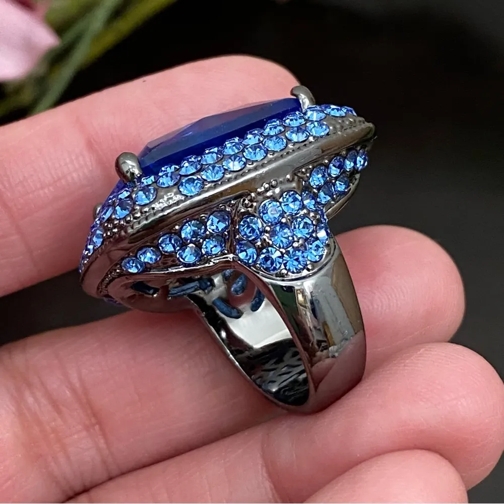 Joan Boyce Blue Stone Cushion Cut Pavé Statement Cocktail Ring Size 6 - Image 7