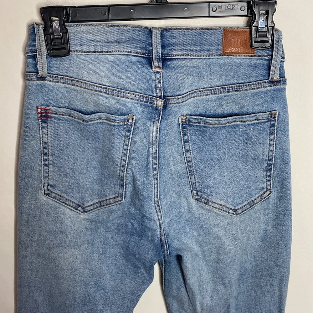 BDG UO Twig High-Waisted Skinny Jeans in Light Wash with released hem size 26 - Image 5