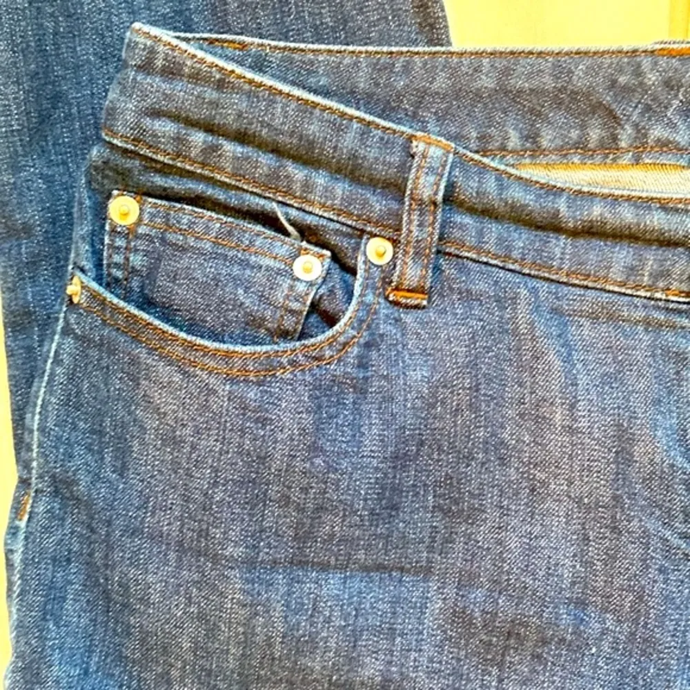 Liz&Co| Blue stretchy jeans. See measurements in pictures. - Image 3