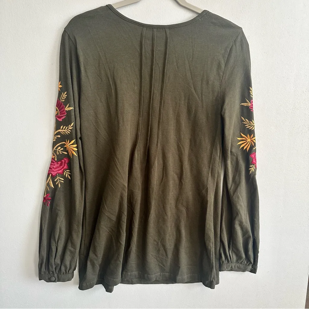 eShakti Olive Green Floral Embroidered‎ Long Sleeve Cotton Blend Boho Blouse - Image 5