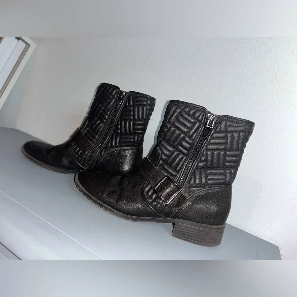 Calvin Klein Edgy Streetwear Rauline Black Quilted Ankle Moto Walden Boots Sz 9 - Image 6