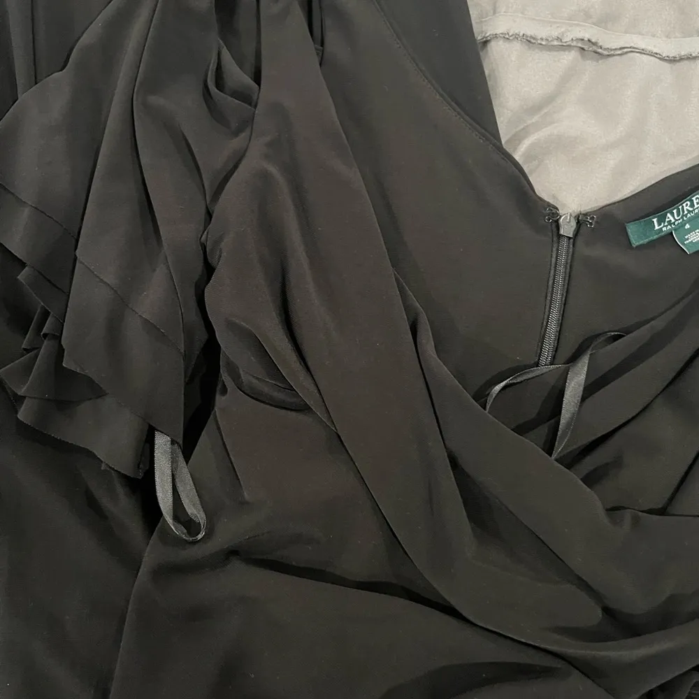 Elegant Black Dress - Image 7