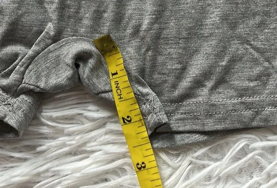 Shein Women’s tube romper shorts in gray size XXS - Image 6