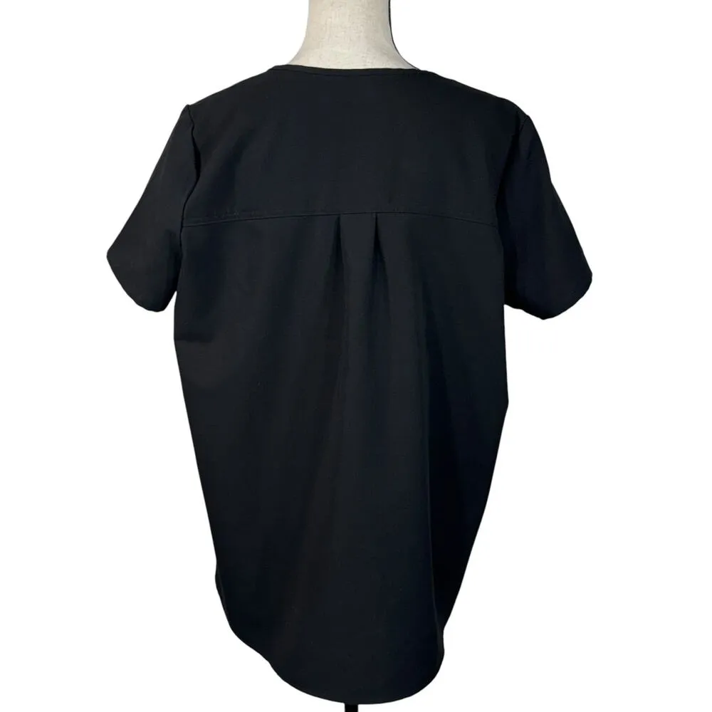 FIGS Medium Scrub Top Technical Collection V-Neck Short Sleeves Pockets Womens - Image 4