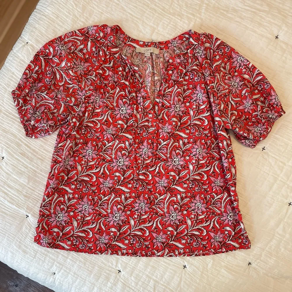 LOFT Spring Bloom Tie Neck Puff Sleeve Floral Puff Sleeve Peasant Top Size M - Image 4