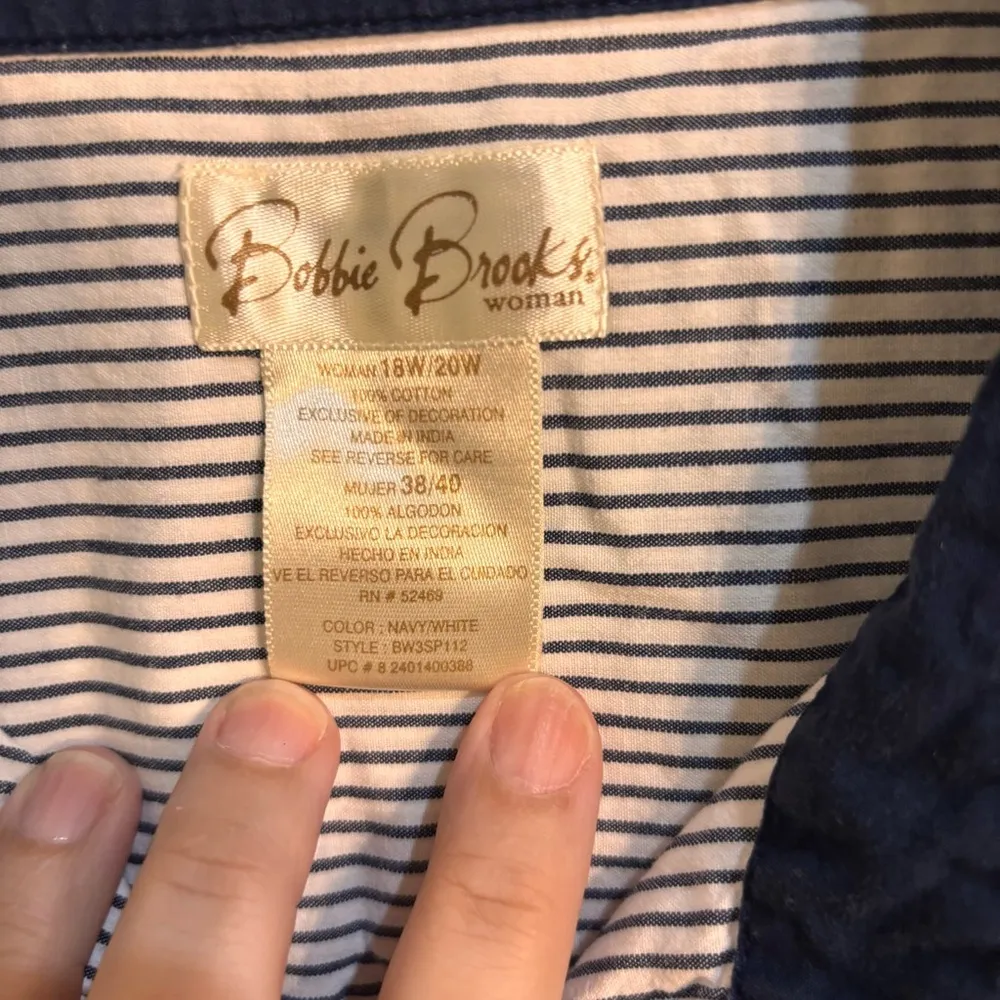 Bobbie Brooks womens striped embroidered cat button up shirt blue 18W/20W - Image 5