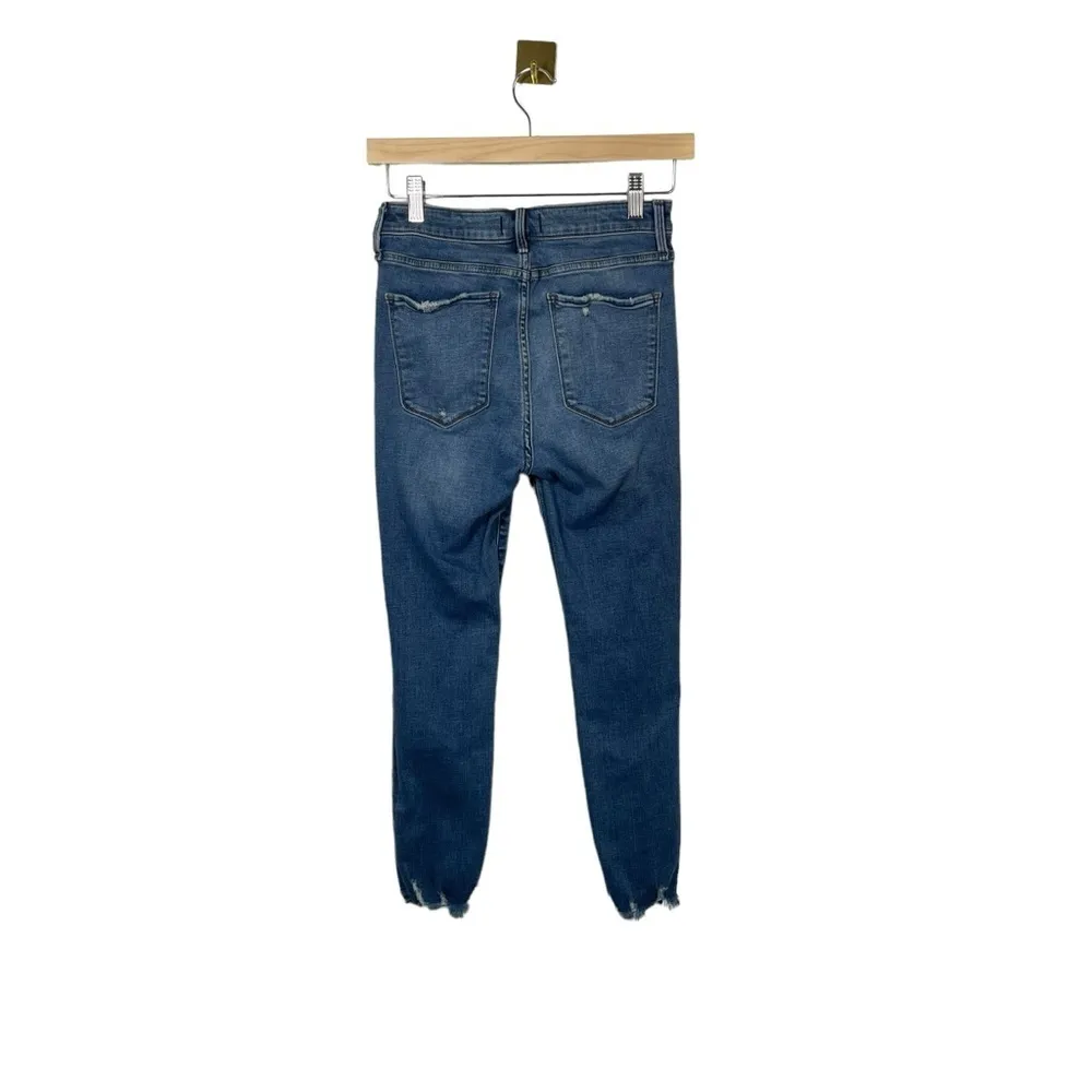 Abercrombie & Fitch Simone High Rise Raw Hem Jeans in Blue Size 27S - Image 7