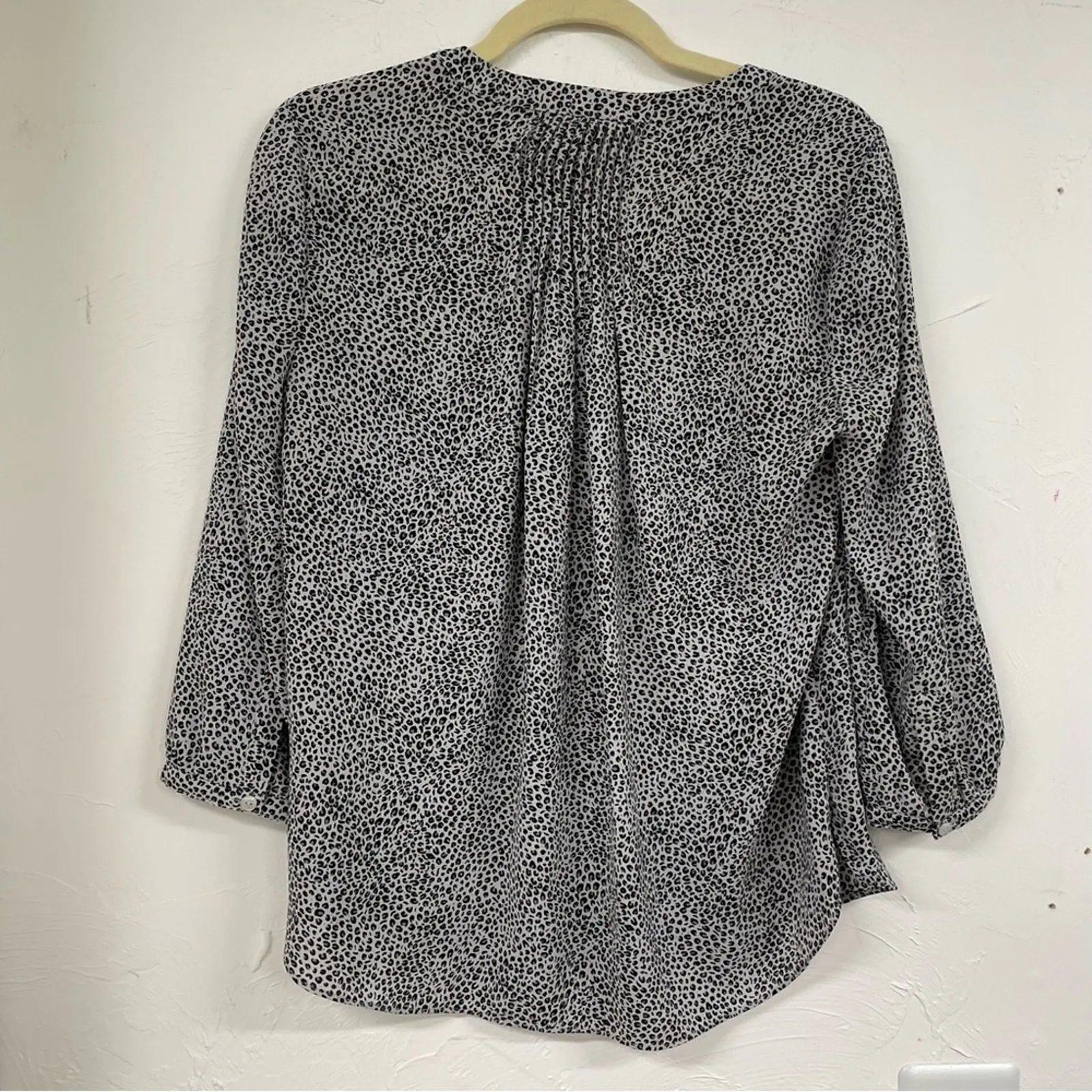 NYDJ Black & White Animal Print Boho 3/4 Sleeve Womens Blouse XS Button Down - Image 11