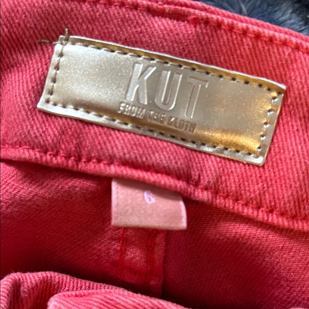 Kut from the Kloth Coral Wide Leg Cropped Jeans Raw Hem size 6 - Image 4