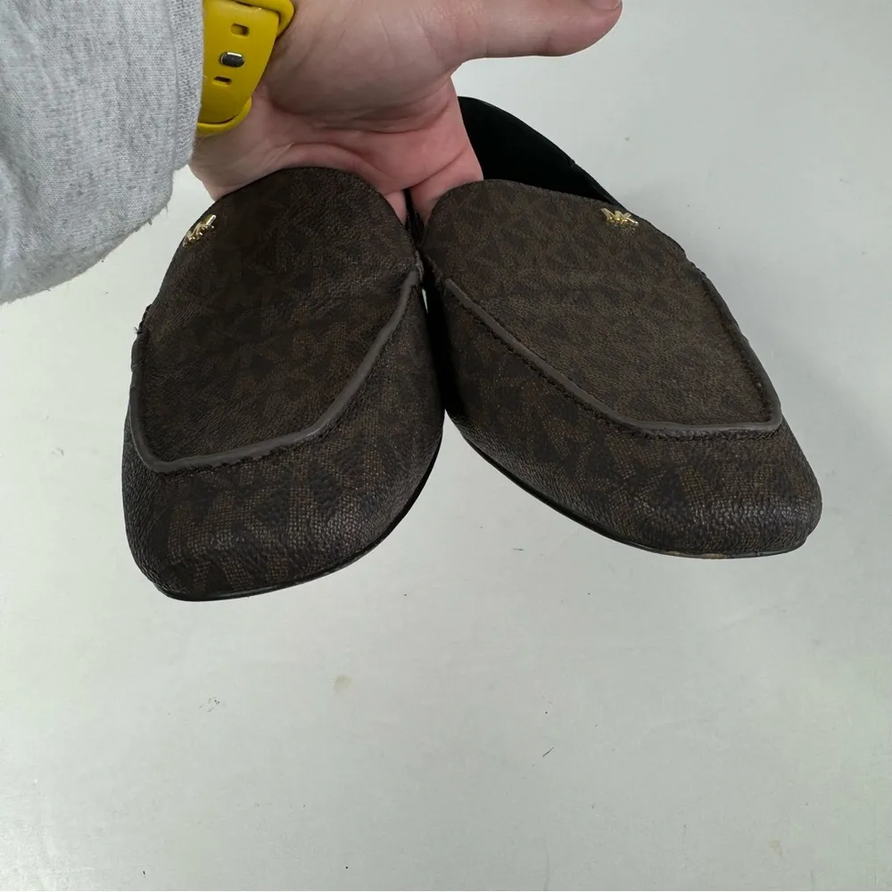 Michael Kors Cayley Logo Leather Loafers Size 8 - Image 4