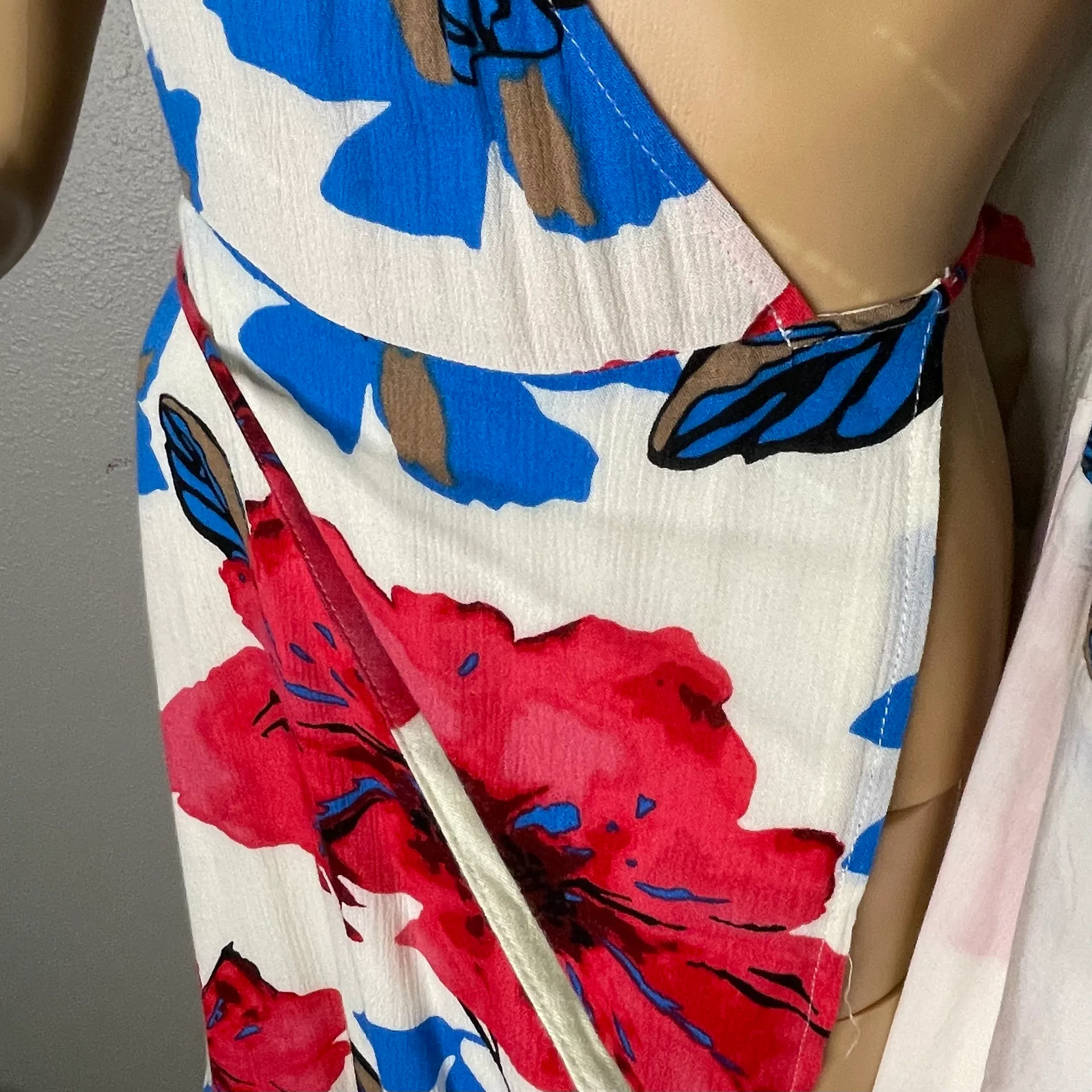 “Stay A Little Longer” Wrap Dress Pink  White Blue Size Medium - Image 10