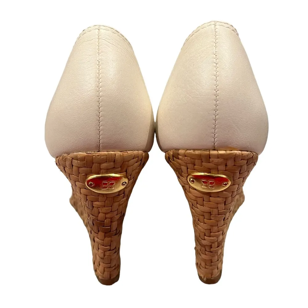 BCBGMAXAZRIA Raisa White Cream Leather Wedge, Sz 6.5 - Image 13