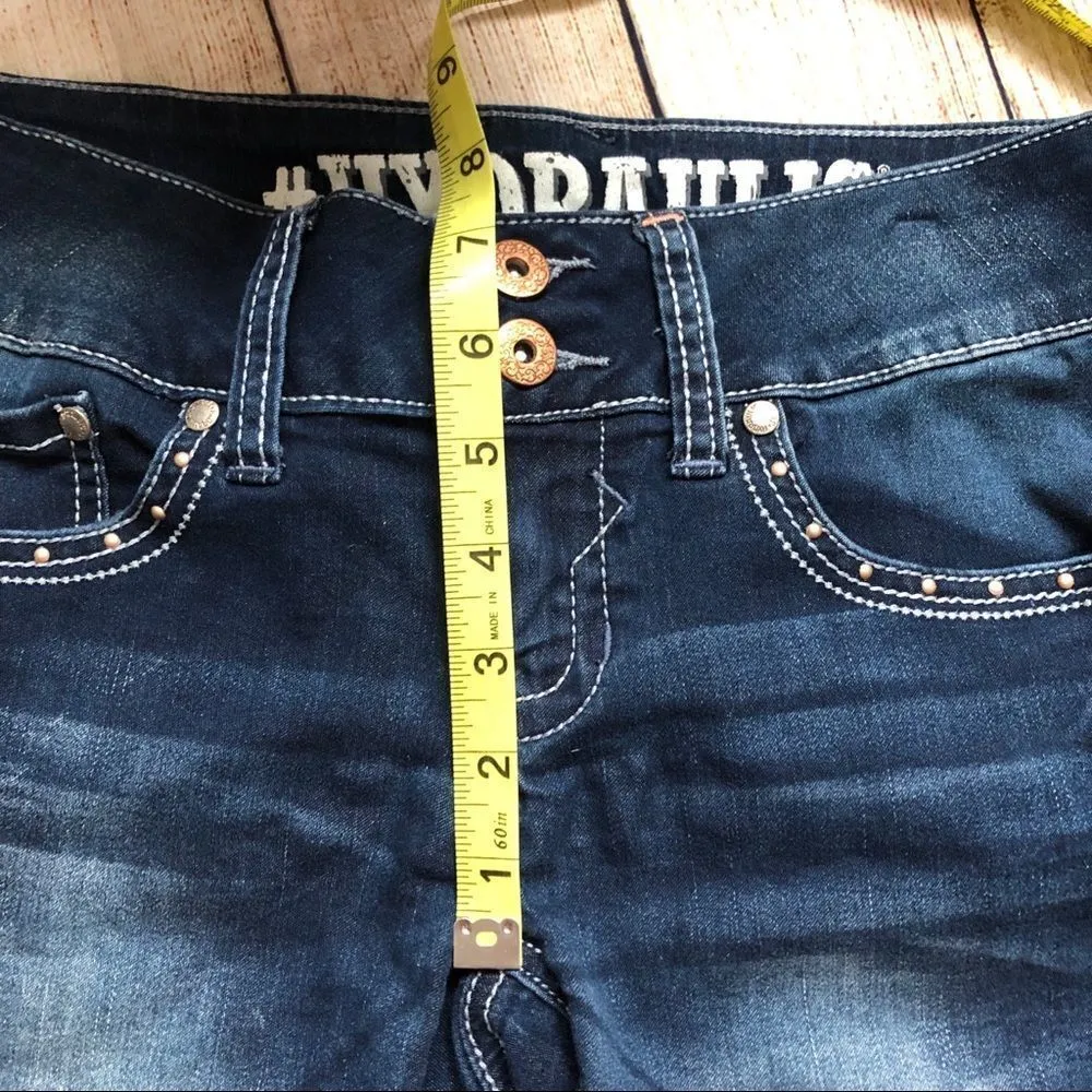 Hydraulic Tyra 2.5 Cuffed Denim Shorts - Image 7