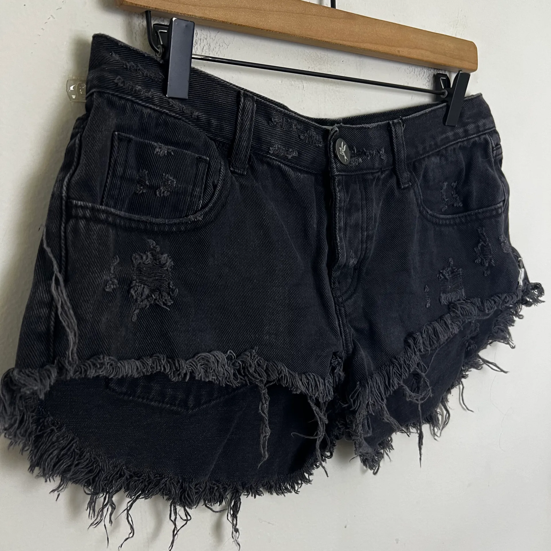 - Bonitas Denim Shorts Black Oak Raw Hem Distressed Festival Summer - Image 4