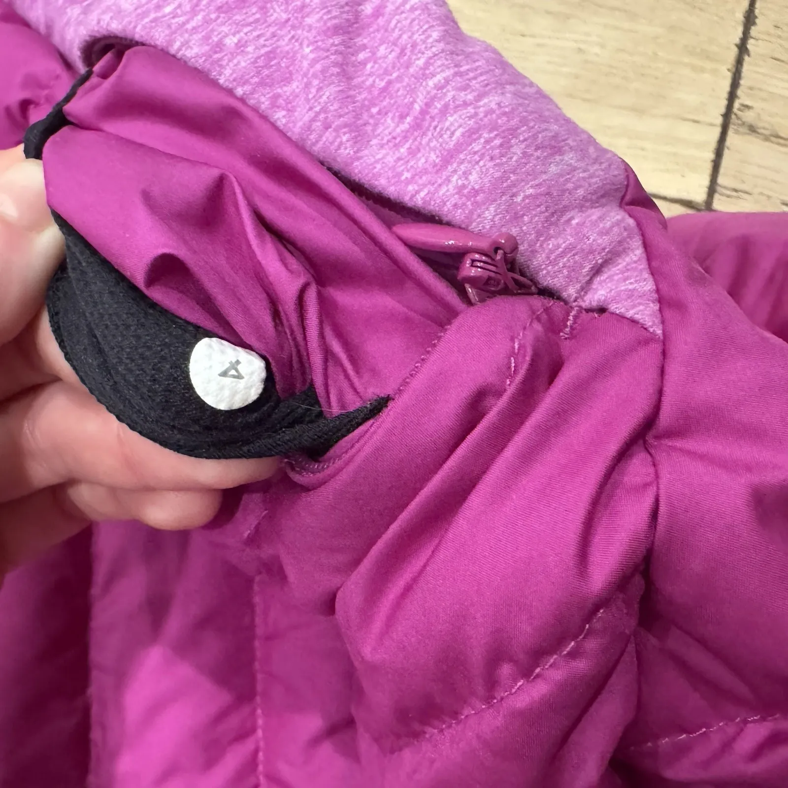 Lululemon Fluff Off Jacket‎ Ultra Violet Pink Sz 4 Athletic Running Down Puffer - Image 7