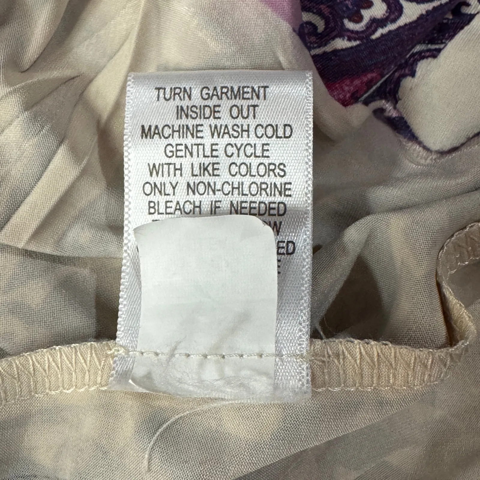 One World Medium Tunic Top Floral Sublimation Stretch Crochet V-Neck Pullover - Image 8