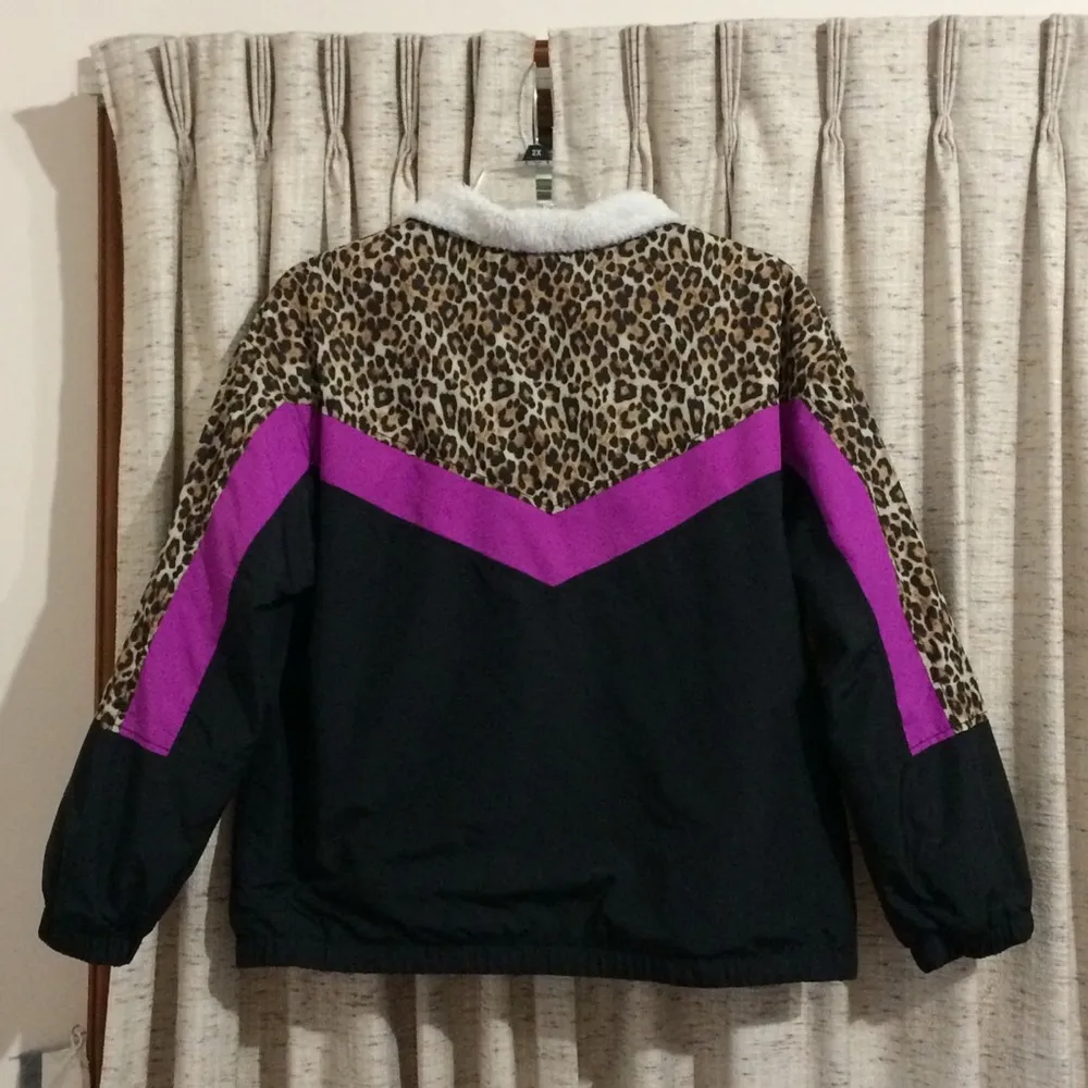 American Eagle Retro Cheetah Print Bomber Jacket - Image 5