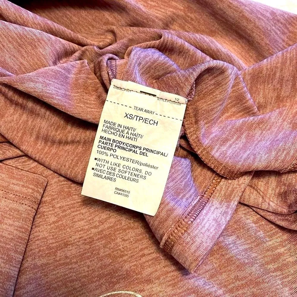 Under Armour V-Neck Heatgear‎ Shirt. Size XS. Dusty Rose - Image 6