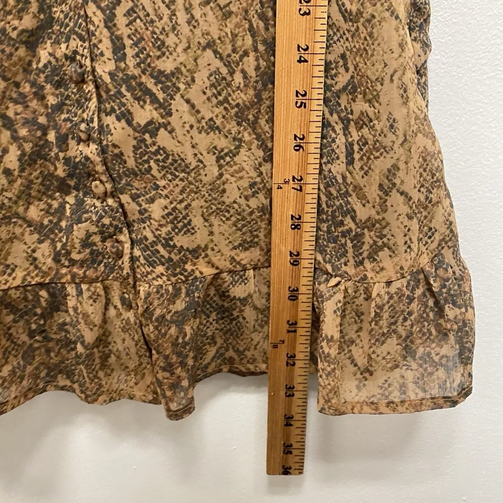 Abercrombie & Fitch Women Small Dress Short Sleeve Vneck Button Up  Animal Print - Image 10