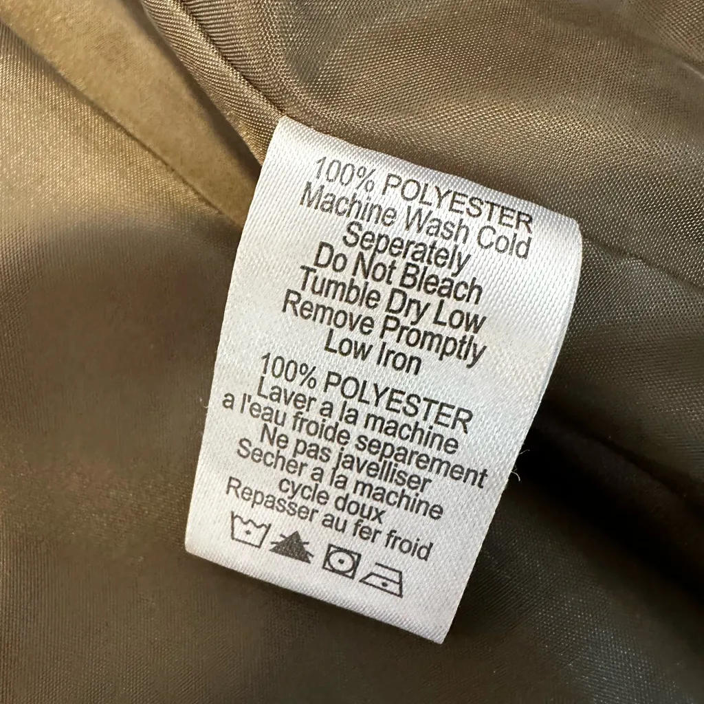 NWOT Legendary Whitetails Womens Sz:M Navy Blue Zip Up Toggle Button Puffer Vest Size M - Image 7