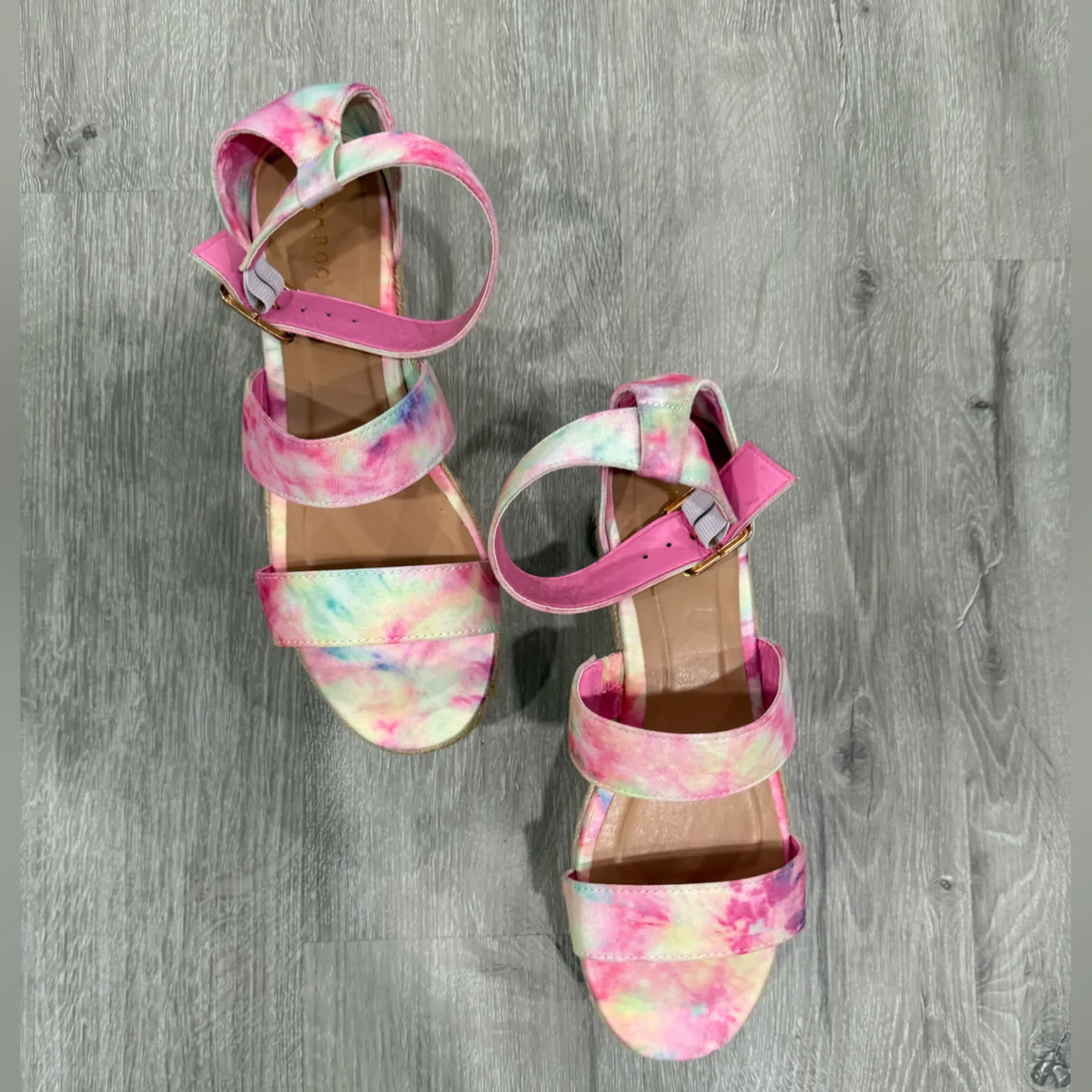 BAMBOO Multicolor Tie-Dye Wedge Sandals - Image 7