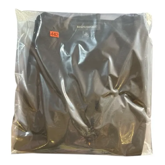 Banana Republic Classic Black Cardigan‎ - Image 9