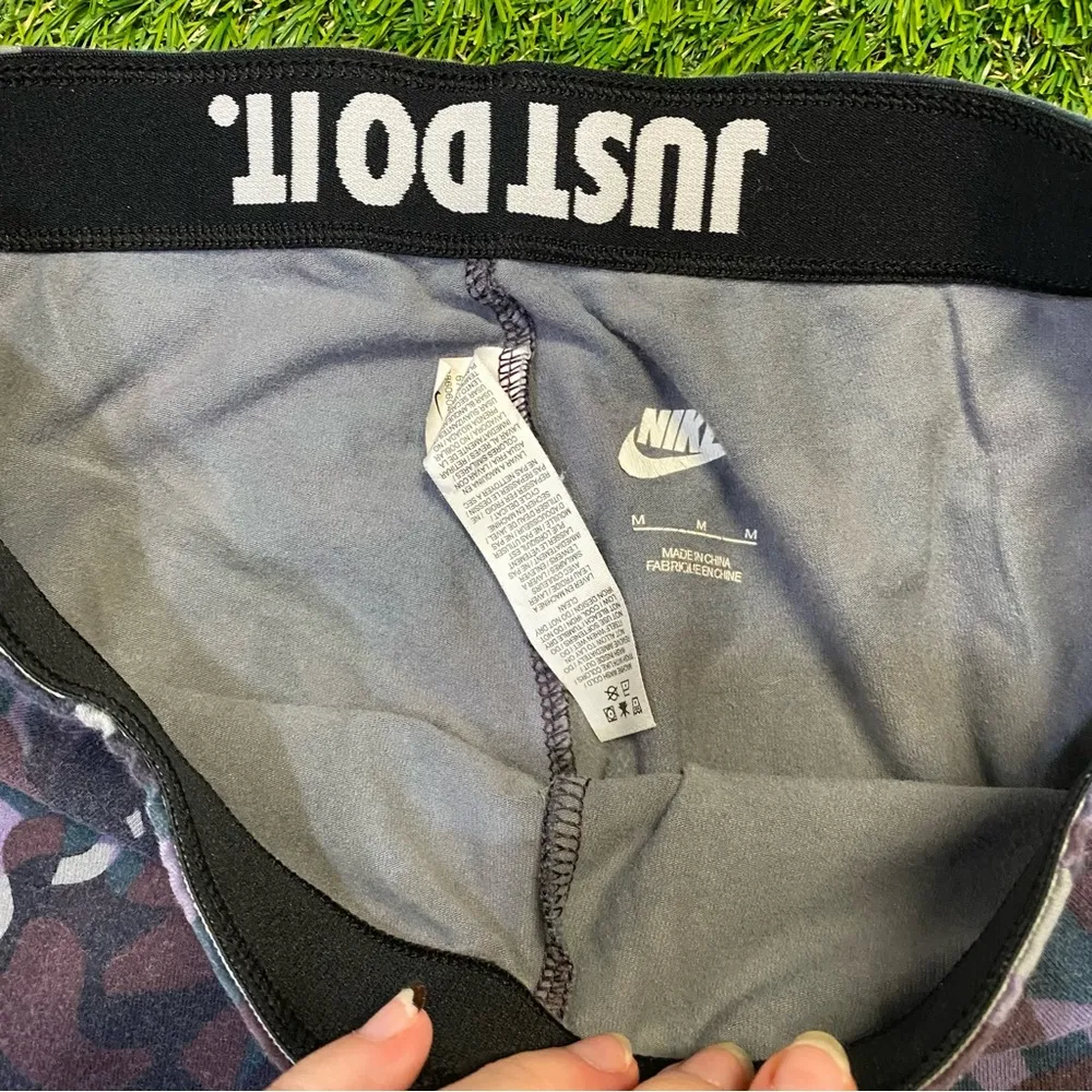 Purple Camo Nike Leggings - Image 3