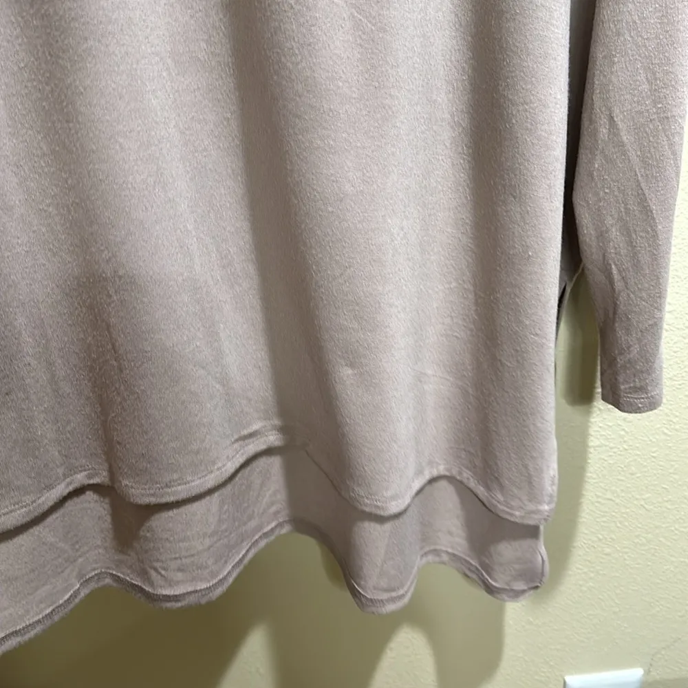 Zenana size 1X cowl neck top - Image 3