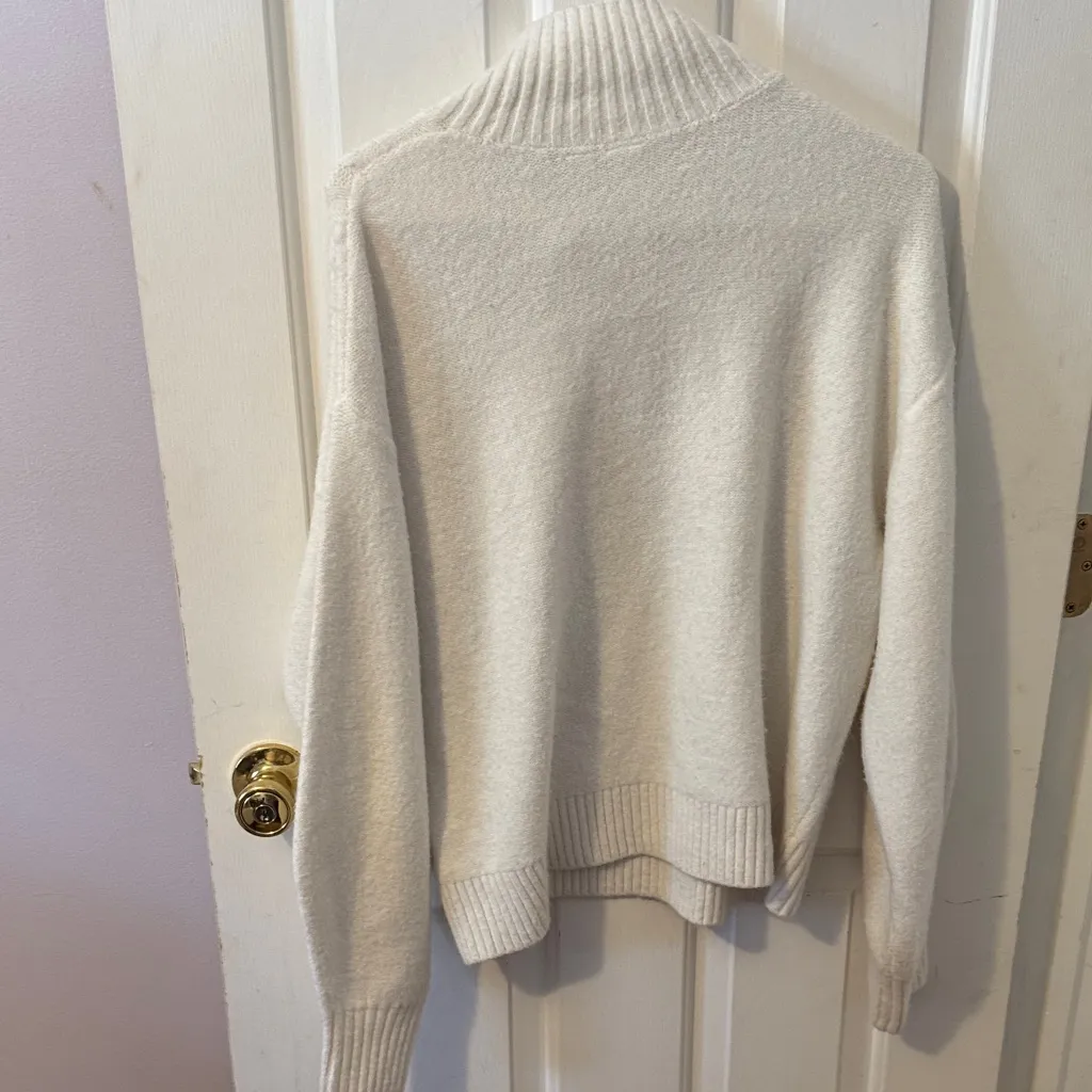 GAP Women's Cream Cable Knit Sweater - Image 4