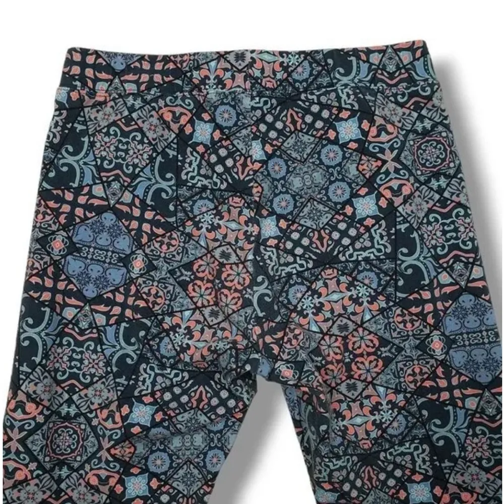 Soft surroundings womems patten leggings size PM - Image 4