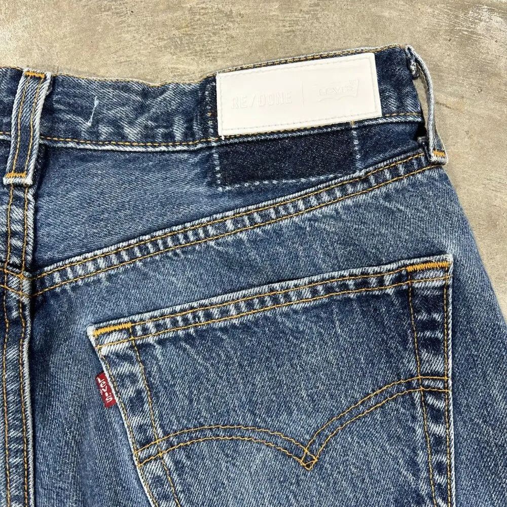 NEW RE/DONE x LEVI'S CUT OFF SHORTS SZ 26 - Image 5