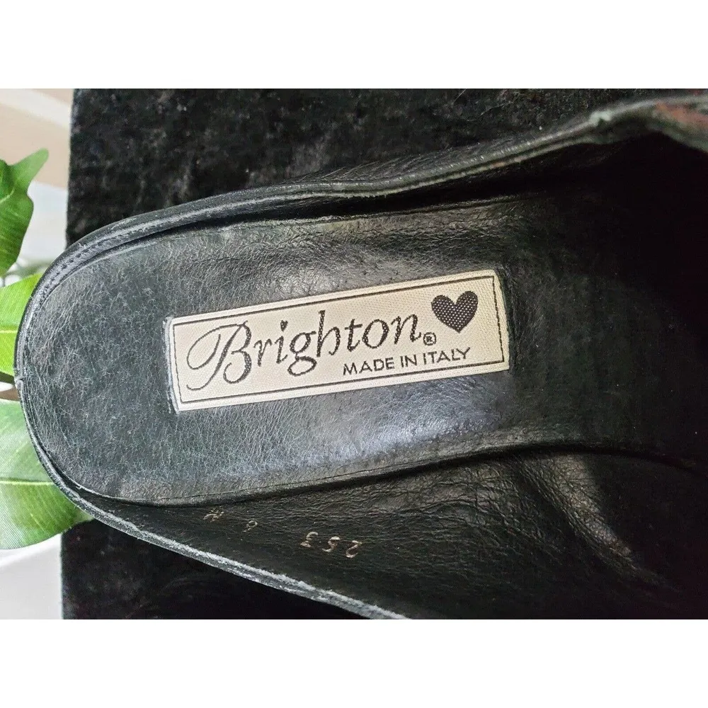 Brighton Sharon Women's Black & Maroon Leather Silver Charm Sandals Slides 6 M - Image 5