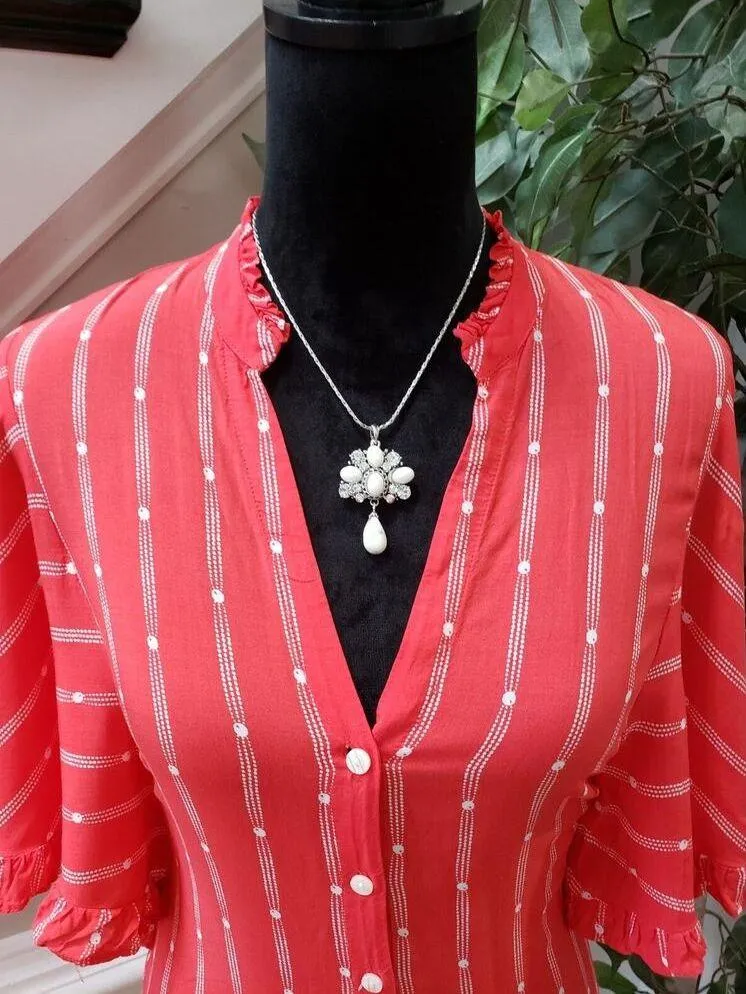 Anthropologie Mauve Red Striped Ruffle Button Front Short Sleeve Top Blouse S - Image 3