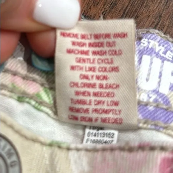 Mossimo Supply Co. Floral Print Khaki 5
Pocket Shorts - Image 5