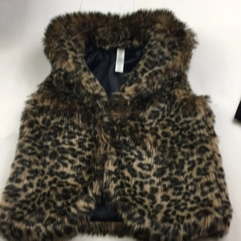 CHEROKEE  S/P fur jacket vest   Teen - Image 11