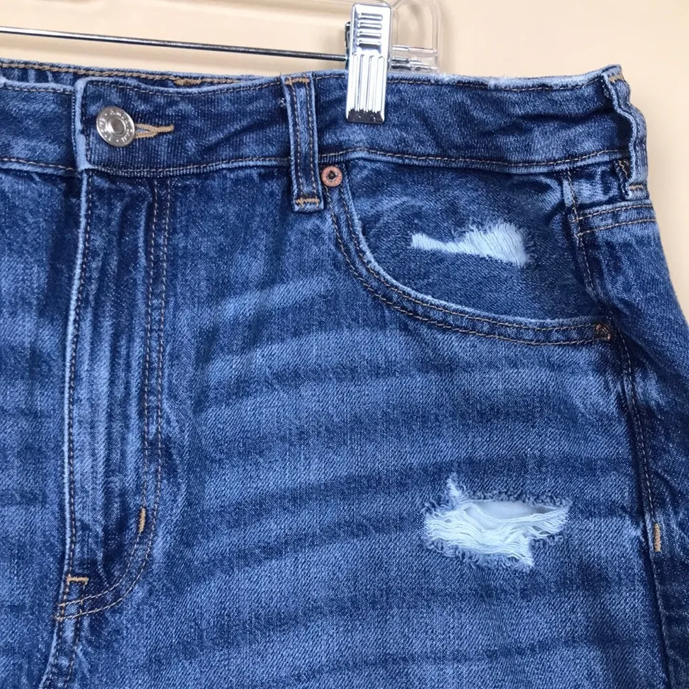 American Eagle Women’s Super Hi-Rise A-Line Distressed Denim Mini Skirt 14 Long - Image 3