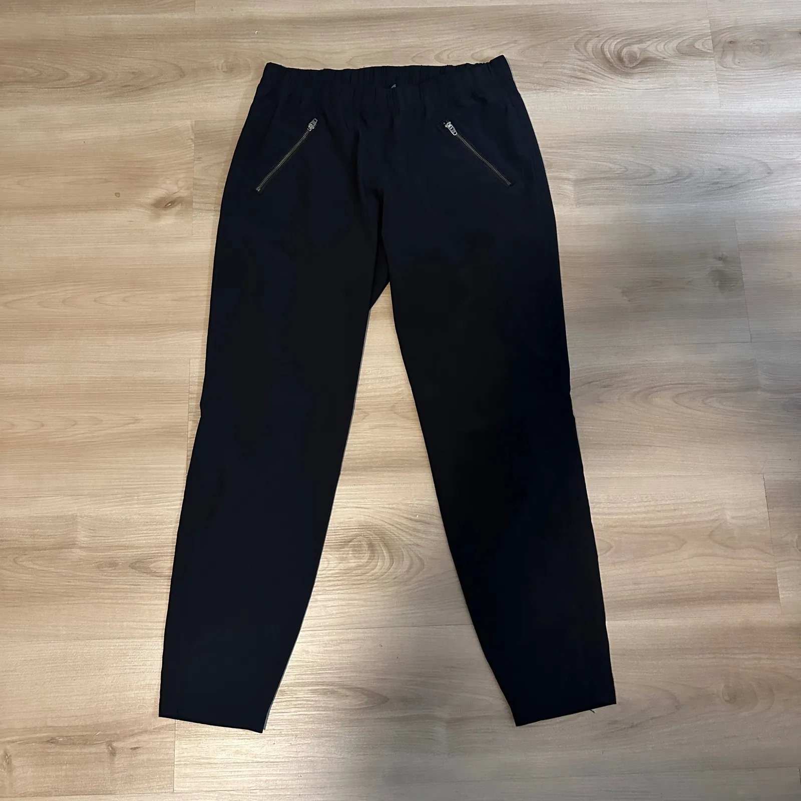 Athleta Black Aspire Ankle Pant Size 4 Joggers Track Pants Zip Pockets - Image 8