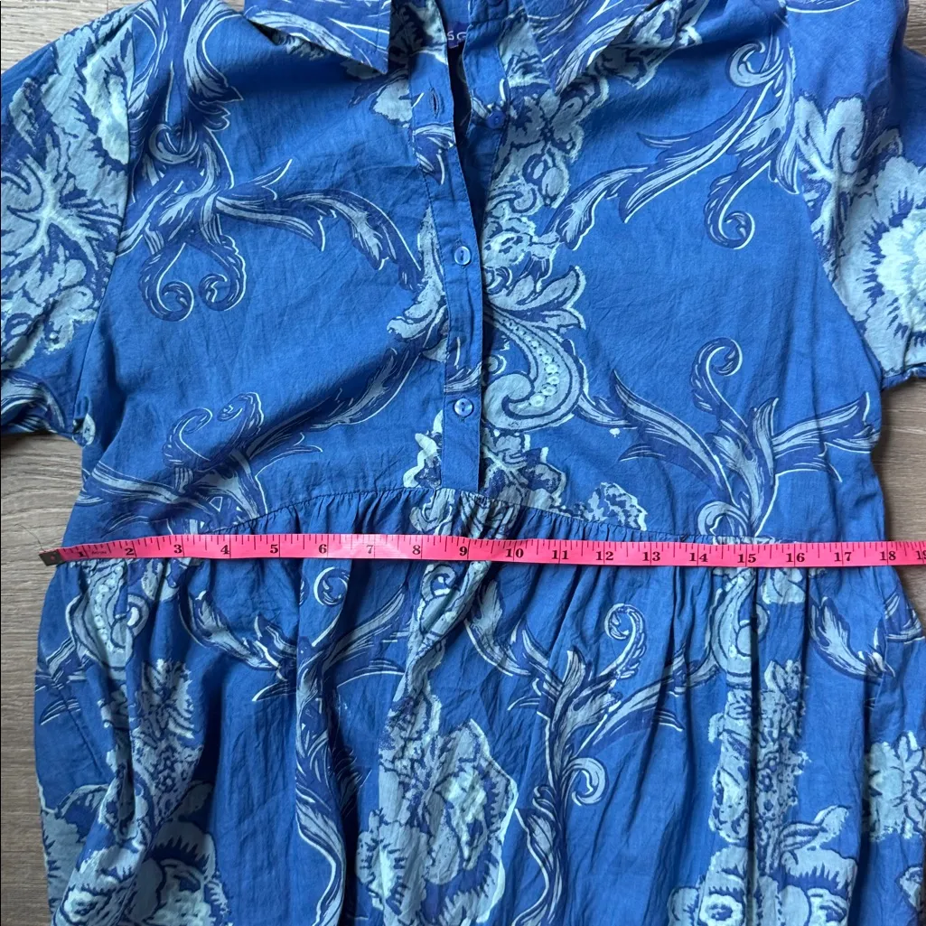 Tuckernuck Ro's Garden Cotton Shirt Dress in a blue floral print Medium - Image 8