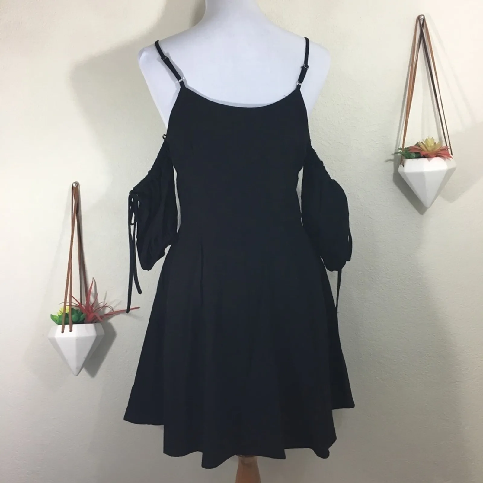 J.O.A. NWT Black puff sleeve button dress - Image 5
