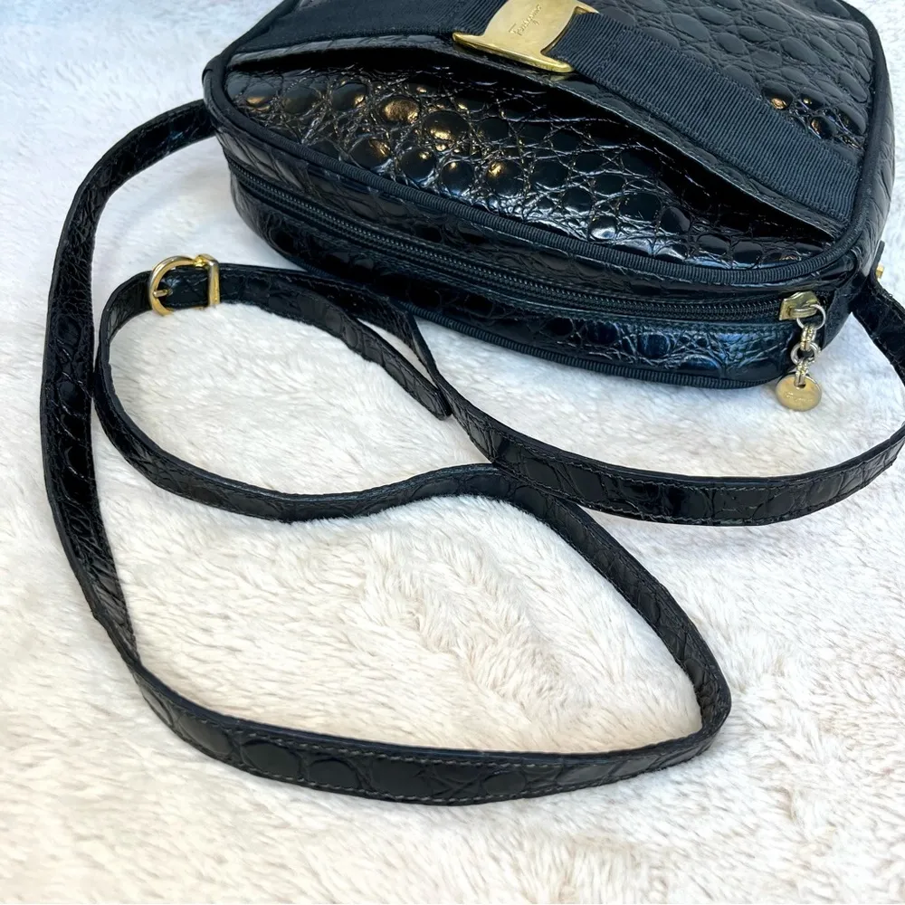 Ferragamo Vala Black Croco Embossed Crossbody Bag - Image 9