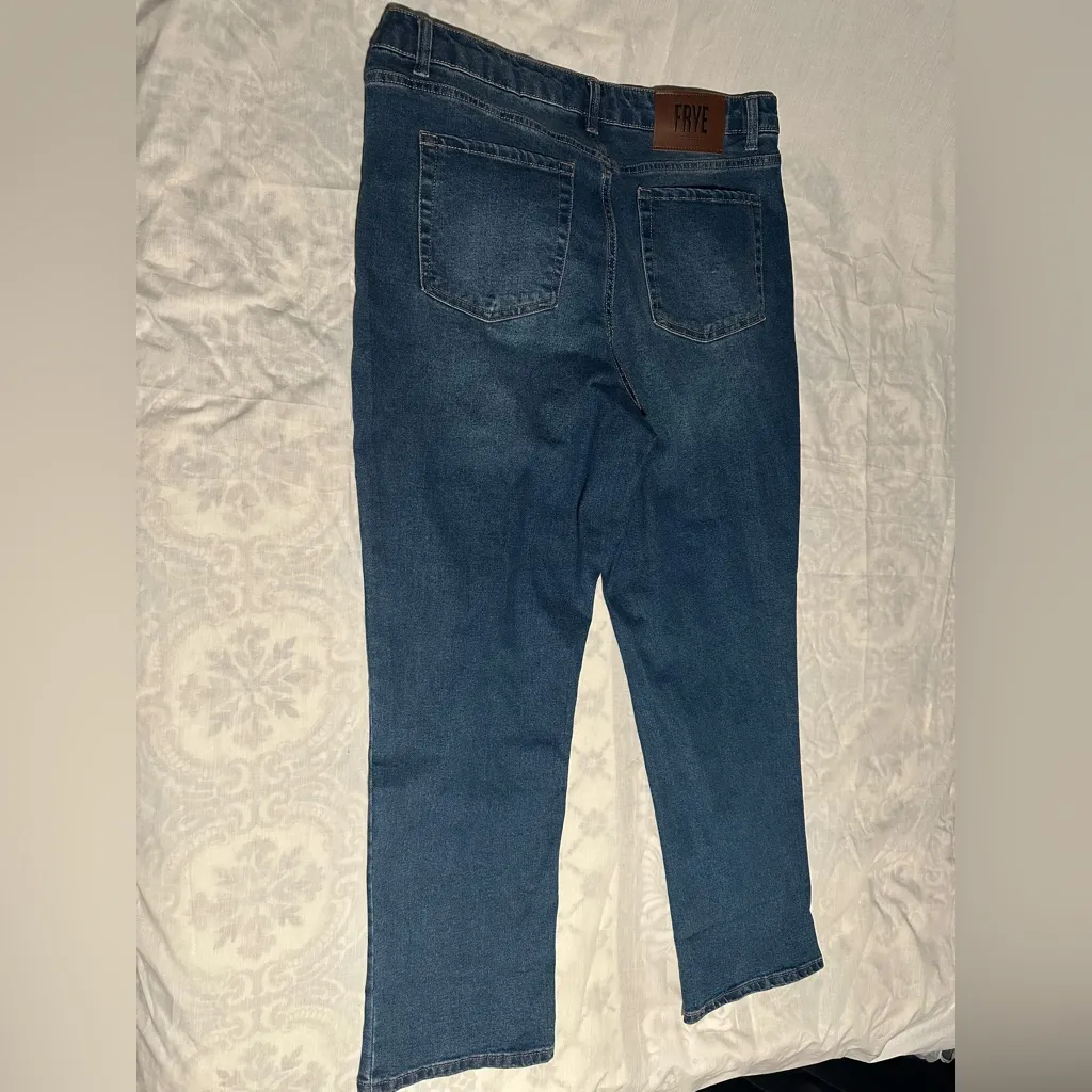 Frye women’s Relaxed Blue Jeans size 12/31 - Image 2