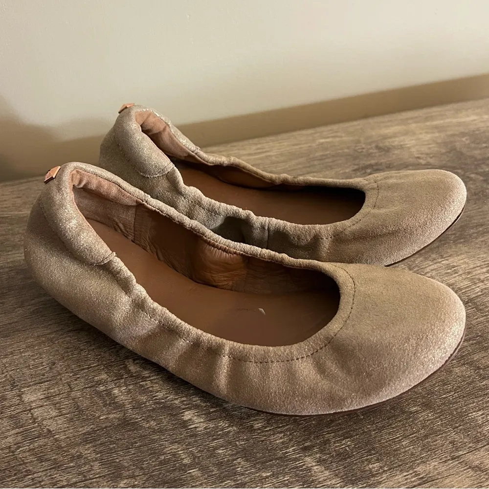 Elorie Genuine Leather Flats Shoes Gold Shimmer Women’s Size 6.5 Office Wear - Image 2