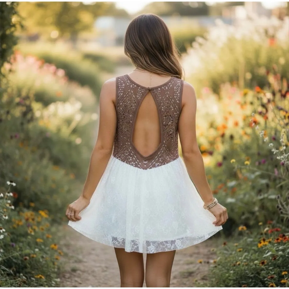 Gimmicks by Buckle Brown Crochet Lace Overlay Mini Dress Junior Size Small - Image 2