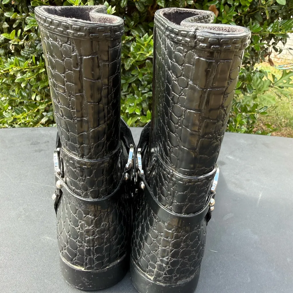 Michael Kors Black Fulton Harness Rainboogs Croc Embossed Women’s Size 7 - Image 5