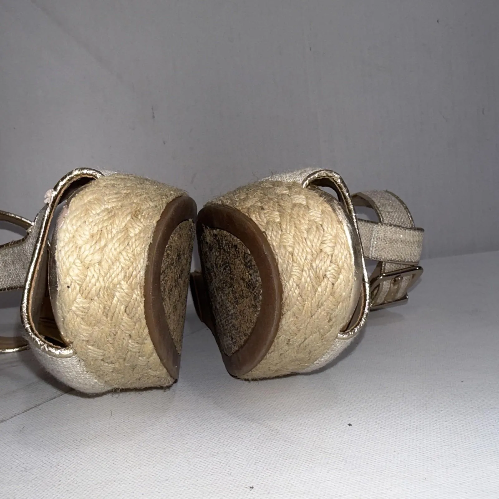 Antonio Melani Minimalist Espadrille Wedge Old Money Peep Toe Buckle Sandals 8.5 - Image 9