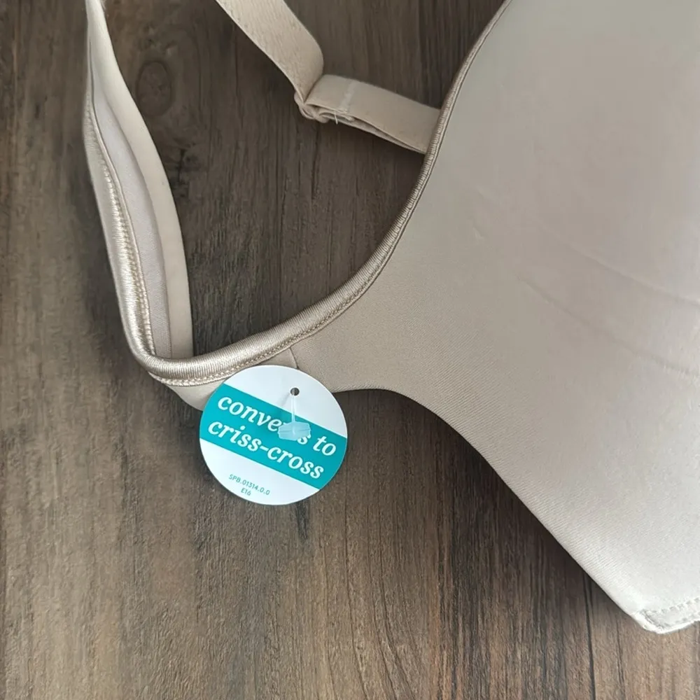 Vanity Fair Bra  Size 38DD - Image 6