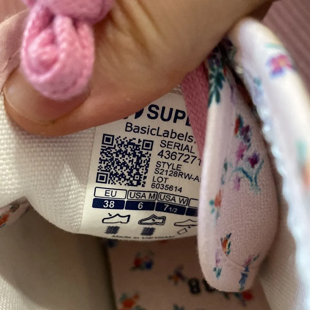 Superga 2795 floral pink multi print high top sneakers size EU 38 or size US 7.5 - Image 13