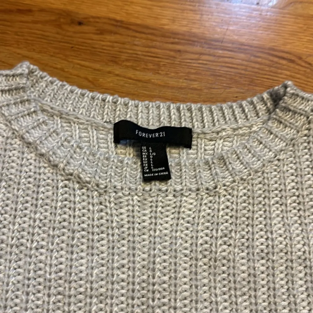 Forever 21 Gray Textured Knit Crewneck Long Sleeve Pullover Sweater Size Large - Image 8