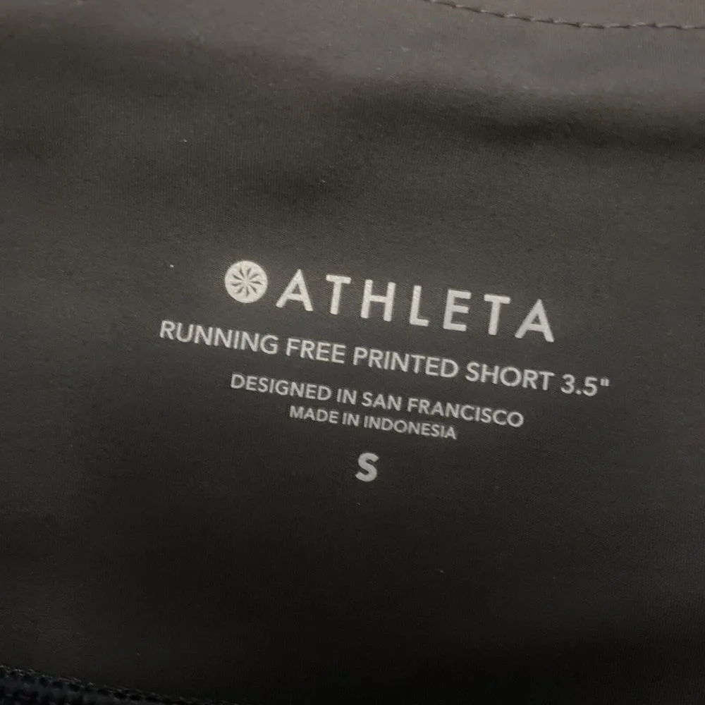 Athleta Running Free Printed Short‎ Refracted Camo Athletic Quick Dry 3.5” Small - Image 4