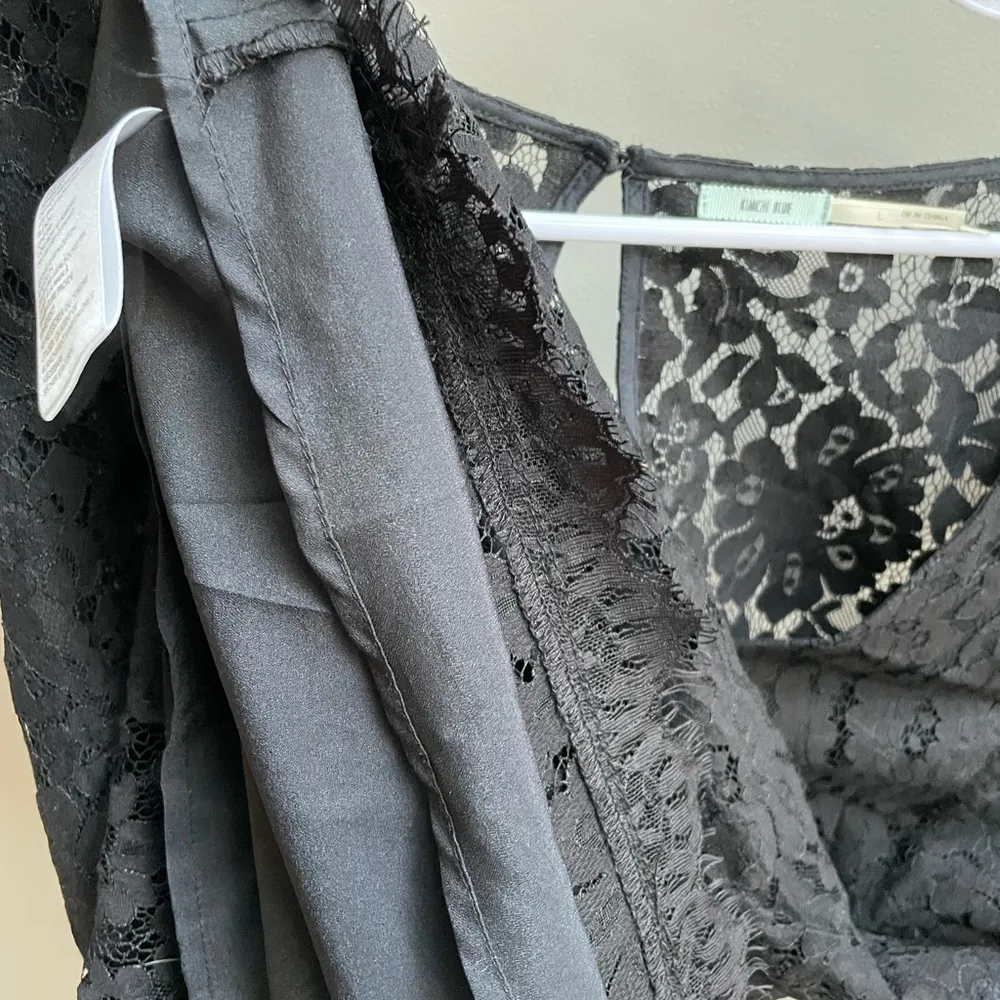 Lace dress - Image 10